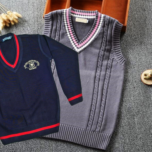 School Sweaters By SchoolMan, Kanpur